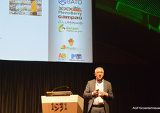 Richard Schouten van GroentenFruit Huis stond stil bij de Brexit en de gevolgen voor de sector. Een speciaal ontwikkeld Green Lane Concept moet voor een vlotte logistieke doorstroming zorgen bij (aardbeien)export naar de overzeese buren.